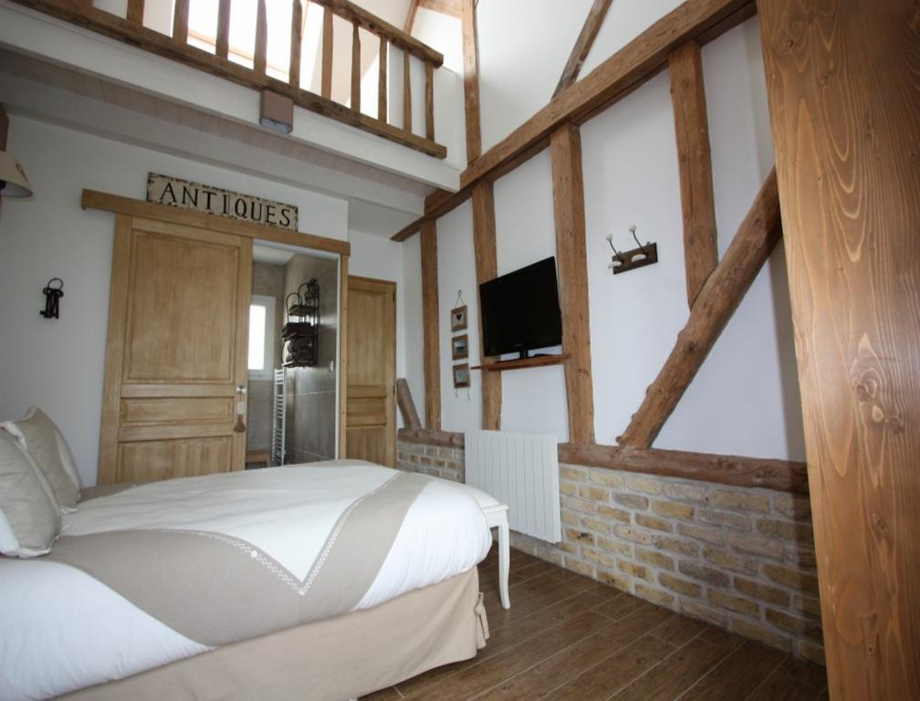 Bed and Breakfast La Haute Muraille Saint-Folquin Номер фото